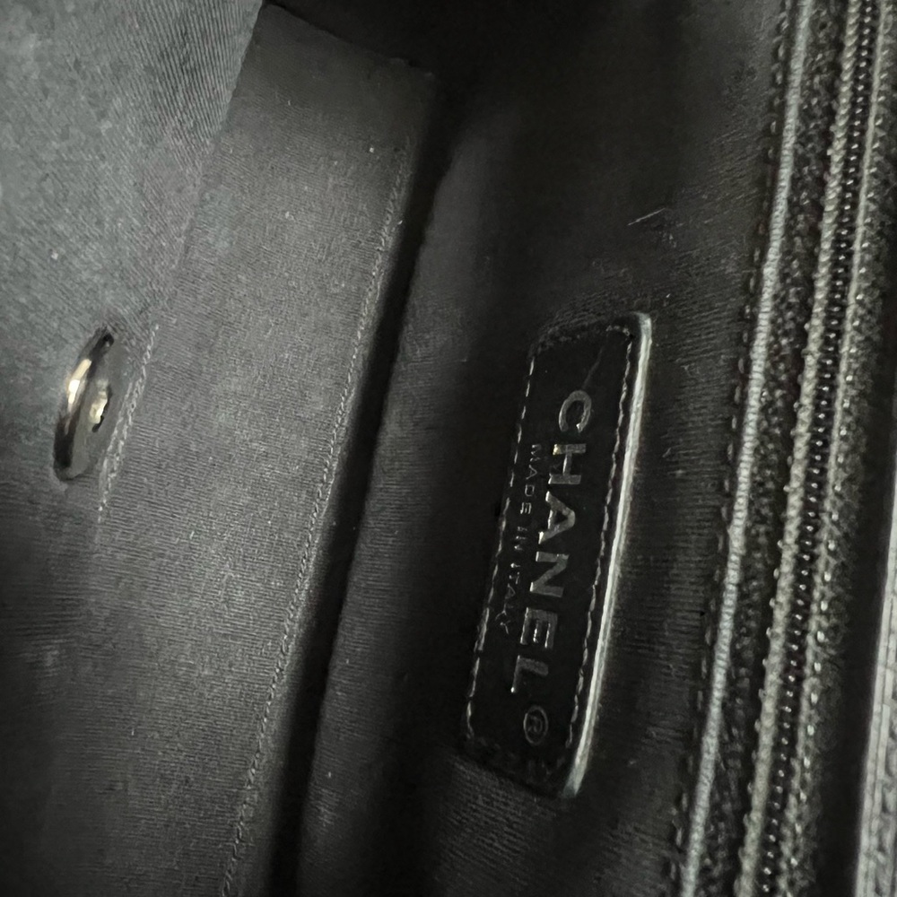 Chanel Aged Calfskin Flap Bag - Picture 7 of 10